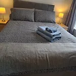Alexandra Park Apartment 1